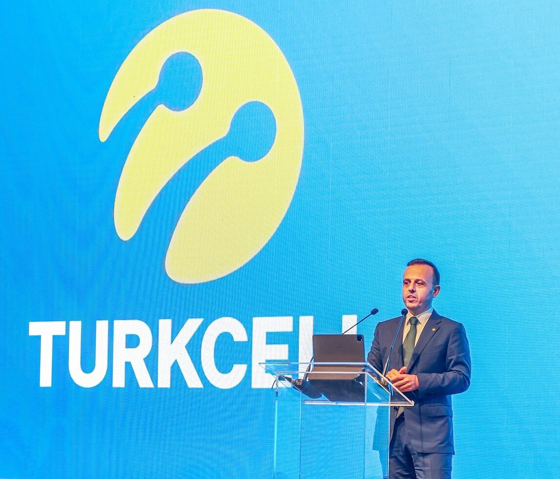 Turkcell CEO'su Bülent Aksu Neden Görevden Alındı?